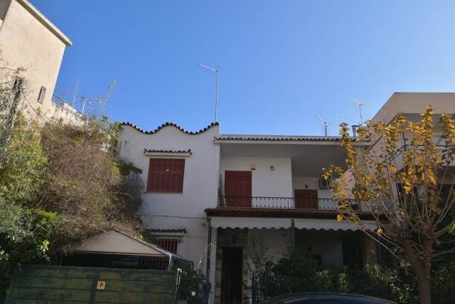 (For Sale) Residential Detached house || Athens North/Nea Erithraia - 150 Sq.m, 4 Bedrooms, 350.000€ 